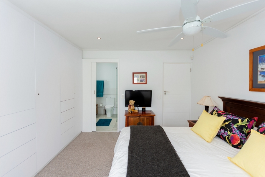 3 Bedroom Property for Sale in Golden Mile Western Cape